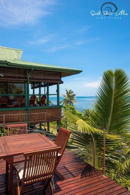 Villa South Point Cerf Island