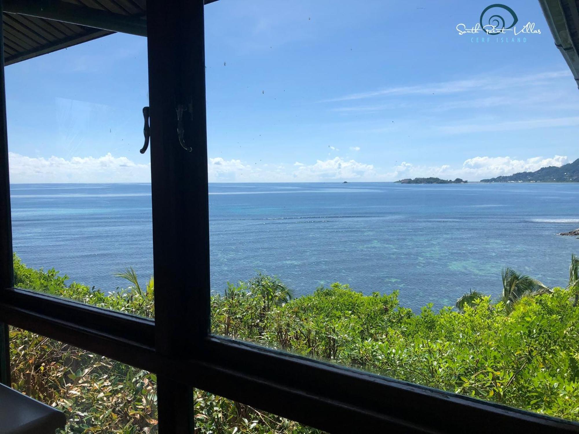 South Point * Cerf Island